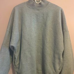 Cozy Gray Fleece TNA sweater!